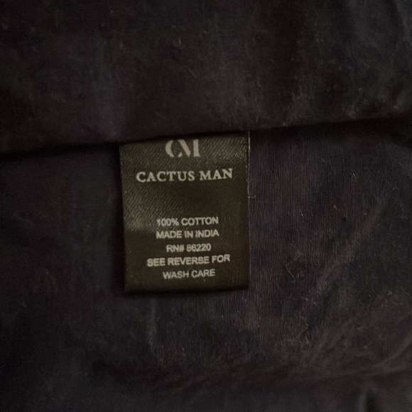 Cactus Man by Ricky Singh men’s  size Small. Purple print. Floral collar & cuff - Picture 8 of 9